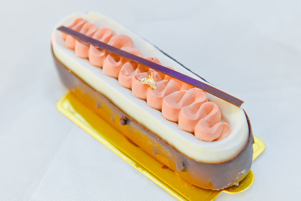 山东新东方甜品作品-泡芙